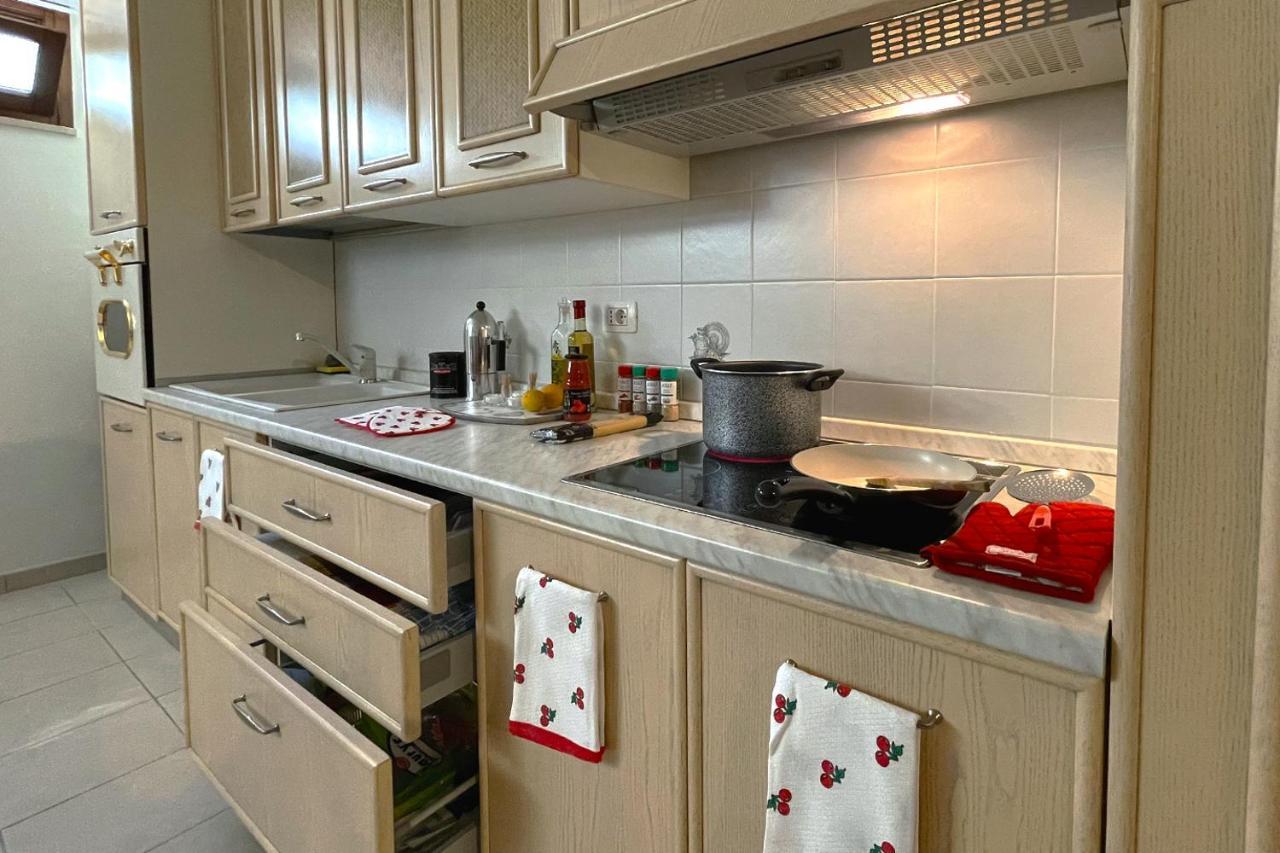 أوريستانو Aristanis Home Vacation Apartment المظهر الخارجي الصورة