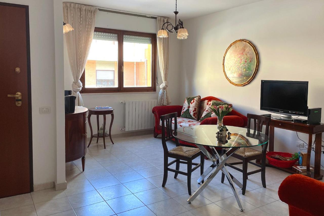 أوريستانو Aristanis Home Vacation Apartment المظهر الخارجي الصورة