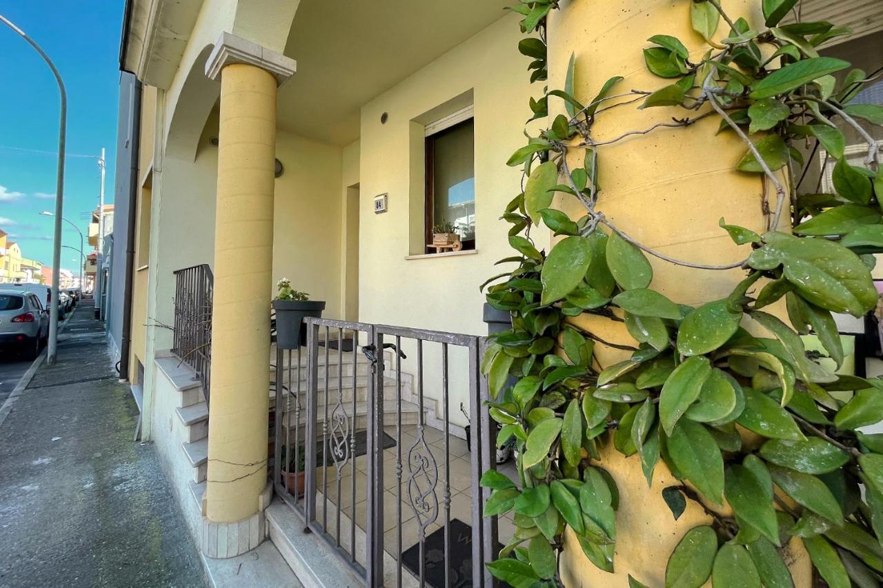 أوريستانو Aristanis Home Vacation Apartment المظهر الخارجي الصورة
